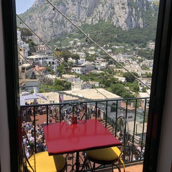 Pulalli - Wine Bars Near Me - Capri, NA Pulalli - Wine Bars Near Me - Capri, NA