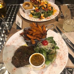 Zango - Fajitas and chimichurri steak plats.