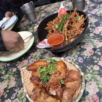 Kin Len - Thai Street Eats - Son-in-Law Wings Fried Enoki Mushroom - Thai Near Me - San Diego, California Kin Len - Thai Street Eats - Son-in-Law Wings Fried Enoki Mushroom - Thai Near Me - San Diego, California