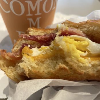 Common Address - Bacon ham and cheese - Coffee & Tea Near Me - New York, New York