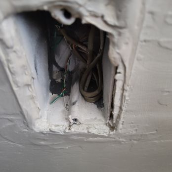 CenturyLink - Our home phone lines disconnected by the technician. He left them laying in the bottom of the phone box. - Internet Service Providers Near Me - Phoenix, Arizona