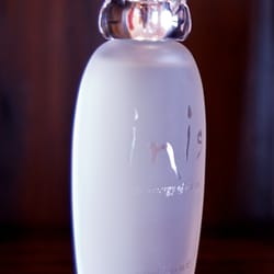 Inis Spa - Try Inis scent ! The energy of the sea. Available at Inis call 910-328-3988.