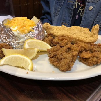 Baytown Seafood Restaurant - Seafood Near Me - Victoria, Texas
