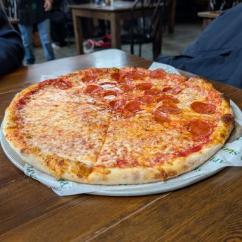 PizzaPlace - Pizza Near Me - Westerly, Rhode Island