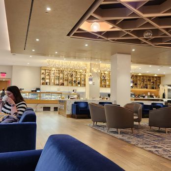 Amtrak Metropolitan Lounge - Inside - Lounges Near Me - New York, New York Amtrak Metropolitan Lounge - Inside - Lounges Near Me - New York, New York