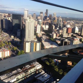 Space Needle - Landmarks & Historical Buildings Near Me - Seattle, Washington