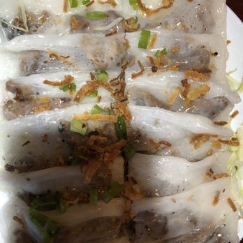 Huynh Restaurant - Bun Cuon w/ grilled pork. Over-rated and mushy with gristly pork. - Vietnamese Near Me - Houston, Texas Huynh Restaurant - Bun Cuon w/ grilled pork. Over-rated and mushy with gristly pork. - Vietnamese Near Me - Houston, Texas