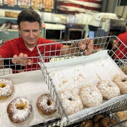 Bagels n' Cream - Cinnamon Apple Crunch Bagel and FRENCH TOAST BAGEL