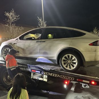 AJ's Towing - Our non-starting Tesla - Towing Near Me - Sacramento, California
