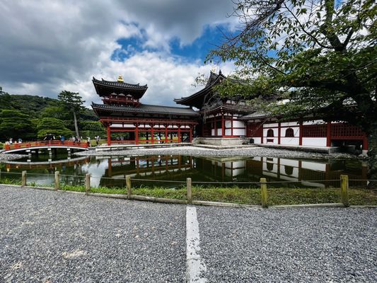 Byōdo-in Temple by null