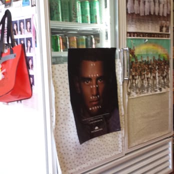 North Shore Grinds - The cooler where you can grab a drink. Notice the Marcus Mariota poster! Local boy done good! Go Titans! - Hawaiian Near Me - Honolulu, Hawaii