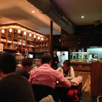 Fuxia - Italian Near Me - Paris, 75