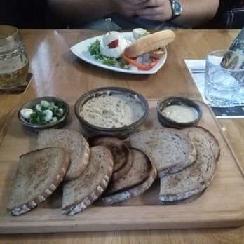 Na Radnici - Vyborna skvarkova pomazanka! Pozor! Pre jedneho strasne moc! - Czech Near Me - Prague, Puerto Rico