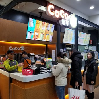 CoCo Fresh Tea & Juice - Food stall front - Bubble Tea Near Me - Toronto, Ontario