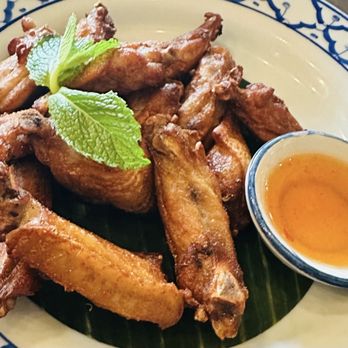 Pineapple Thai - Pixel Chicken wings - Thai Near Me - Cupertino, California Pineapple Thai - Pixel Chicken wings - Thai Near Me - Cupertino, California