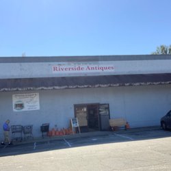 Riverside Antiques & Treasures