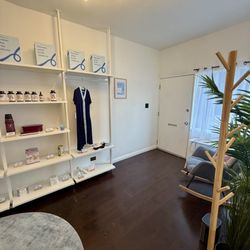 Mahmee - Breast pumps, nursing bras, herbal supplements, milk storage, nursing gowns, pillows