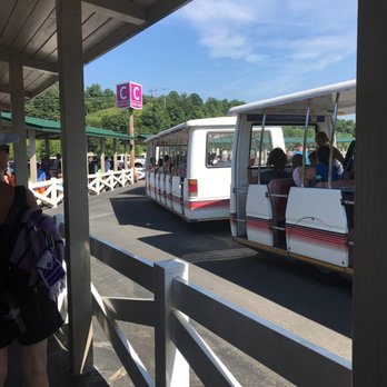Dollywood - Amusement Parks Near Me - Pigeon Forge, Tennessee