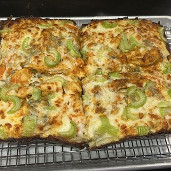 Bobbi’s - Pizza Near Me - New Haven, Connecticut