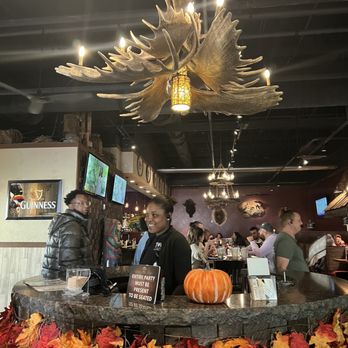 Timberwood Grill - Welcome desk - Burgers Near Me - Pigeon Forge, Tennessee Timberwood Grill - Welcome desk - Burgers Near Me - Pigeon Forge, Tennessee