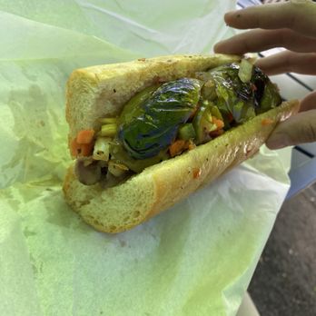 Sammich - Idk wtf this was, but it's no chicago italian beef - Delis Near Me - Ashland, Oregon