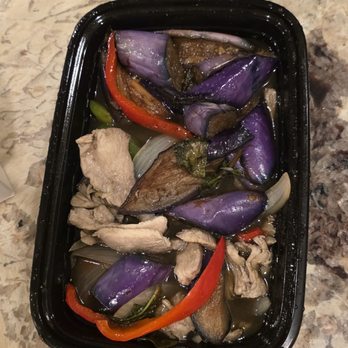 Siam Nara Thai Cuisine - Basil eggplant with chicken - Thai Near Me - San Diego, California Siam Nara Thai Cuisine - Basil eggplant with chicken - Thai Near Me - San Diego, California