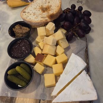The Union House - Cheese board - American Near Me - Burlington, New Jersey The Union House - Cheese board - American Near Me - Burlington, New Jersey