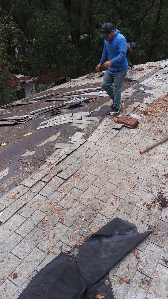 Slide of Roof Commander