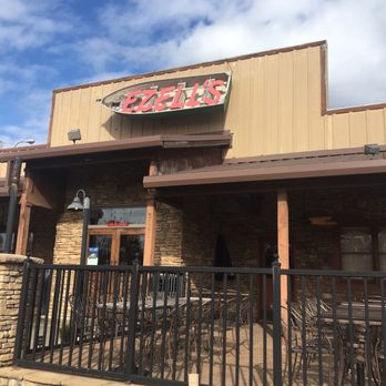 Ezell's Catfish Cabin - the front of the restaurant - Southern Near Me - Phenix City, Alabama