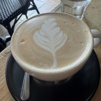Met Her At A Bar - Caramel latte - Cafes Near Me - Los Angeles, California