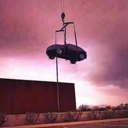 Museo de la Universidad de Alicante - El arte de volar sobre el MUA