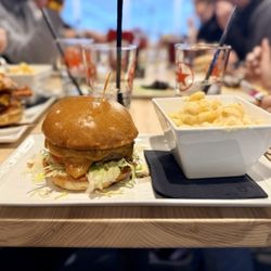 Starr Hill Brewpub - Beef Burger + Mac and Cheese