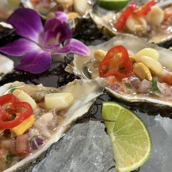 Lonzo's Restaurant - FANNY BAY OYSTERS - Bakeries Near Me - Culver City, California