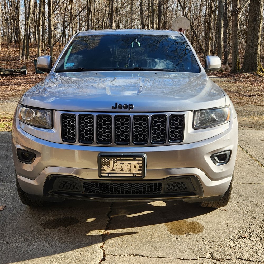 RM Autohaus - 2015 Jeep Grand Cherokee - Used Car Dealers Near Me - Holland, Michigan RM Autohaus - 2015 Jeep Grand Cherokee - Used Car Dealers Near Me - Holland, Michigan