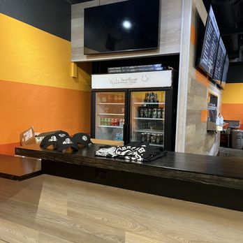 Summer Fox Brewery - Brewpubs Near Me - Fresno, California Summer Fox Brewery - Brewpubs Near Me - Fresno, California