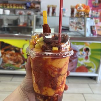 La Michoacana Superior - Mangonada (medium size) - Ice Cream & Frozen Yogurt Near Me - Monrovia, California