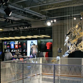 Nike Chicago - Shoe Stores Near Me - Chicago, Illinois Nike Chicago - Shoe Stores Near Me - Chicago, Illinois