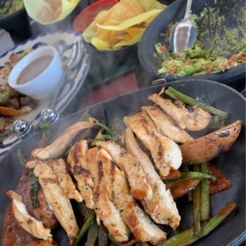 El Torito - Chicken fajitas - Mexican Near Me - Sherman Oaks, California El Torito - Chicken fajitas - Mexican Near Me - Sherman Oaks, California