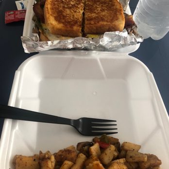 Rusty Pot Café - The Overload Breakfast Sandwich - Breakfast & Brunch Near Me - Inglewood, California