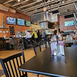Elliott's On Congress - Dining Room and Bar