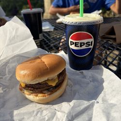 Nells-N-Out