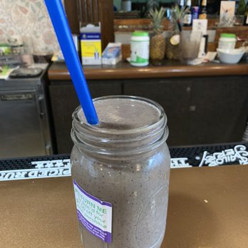 Juic'd - 32 oz Vegan Choc PB Blueberry  strawberry  banana  kale spinach and extra PB super smack City - Juice Bars & Smoothies Near Me - Pantego, Texas