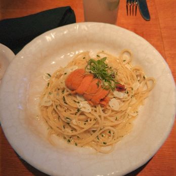 Vein At Kaka'ako - Uni w/ Scallion Aglio Y Olio - Mediterranean Near Me - Honolulu, Hawaii