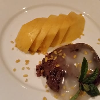 Basil Canteen - Mango sticky rice - Thai Near Me - San Francisco, California