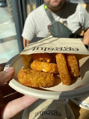 Eggslut Beverly Center by null