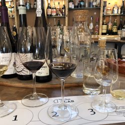 theLAB by Catavino - Let's taste!