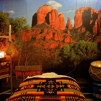 Healing Hands - Treatment room - Massage Near Me - Ahwatukee, Arizona Healing Hands - Treatment room - Massage Near Me - Ahwatukee, Arizona