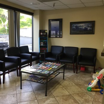 Dalya Rubanenko, DC - Patient waiting room/front entrance - Physical Therapy Near Me - San Diego, California Dalya Rubanenko, DC - Patient waiting room/front entrance - Physical Therapy Near Me - San Diego, California