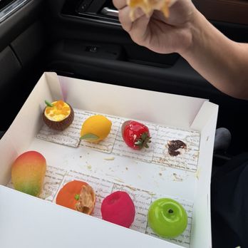 Altadena Bakery - Desserts Near Me - Burbank, California