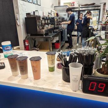 Formosa Aroma - Front Counter - Bubble Tea Near Me - Alhambra, California Formosa Aroma - Front Counter - Bubble Tea Near Me - Alhambra, California